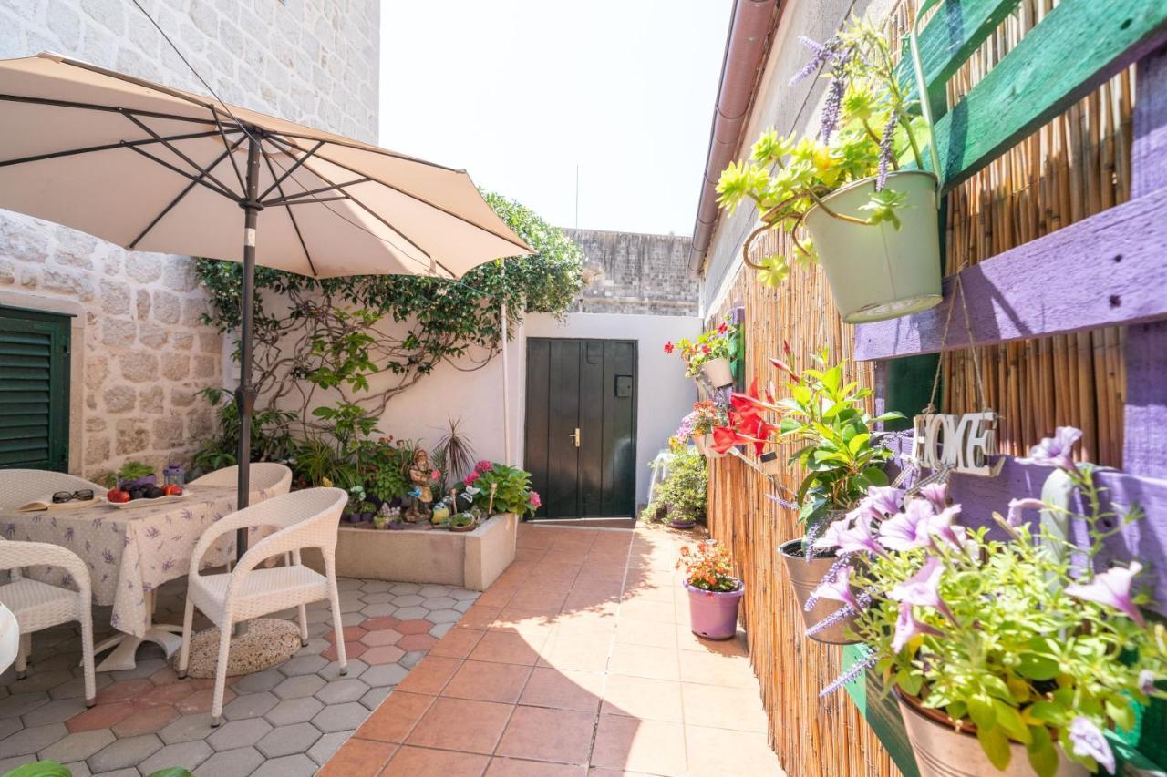 Apartma Santa